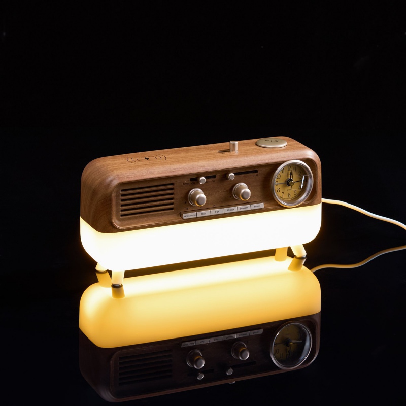 Bluetooth-колонка с беспроводной зарядкой, часами и подсветкой Multiverse, ver.2. Артикул р17370.00