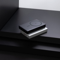 Внешний аккумулятор Atlantis PD Plus 10000mAh с функцией беспроводной зарядки 15W, серебряный, черный. Артикул е32121.010